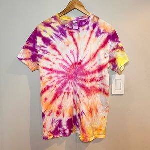 VINTAGE | 90s hand dyed colorful tie dye short sleeve top